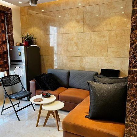 Divine Studios Rajouri Garden New Delhi Exterior foto