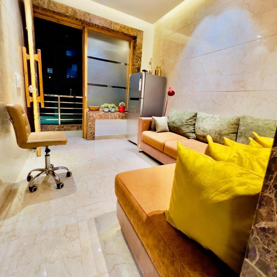 Divine Studios Rajouri Garden New Delhi Exterior foto